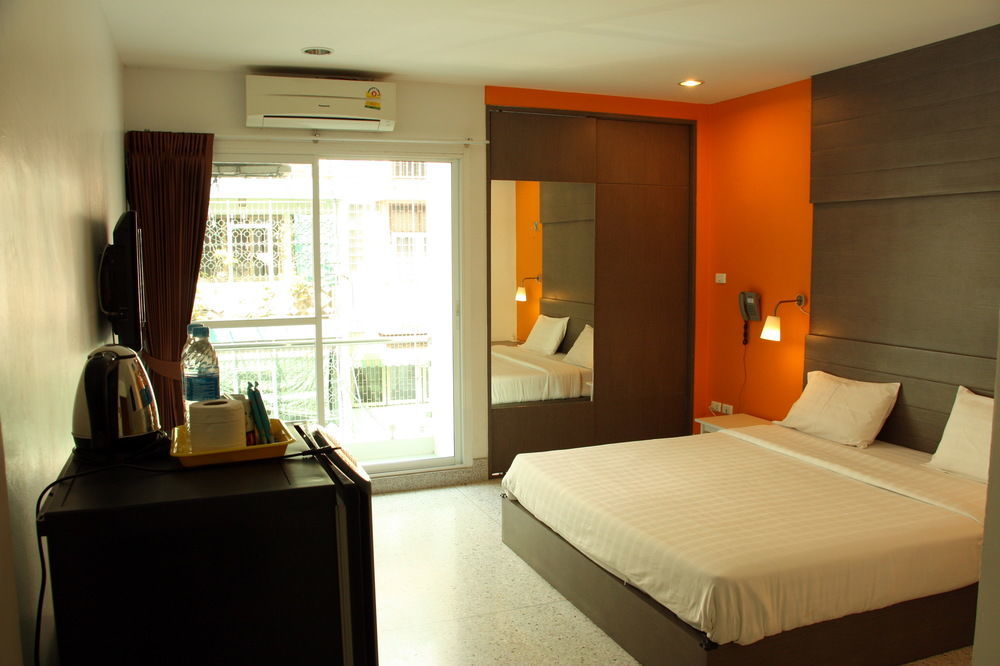 The Fifth Residence Bangkok Buitenkant foto