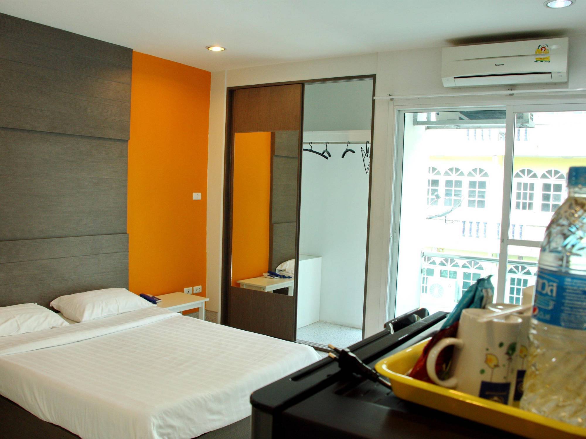 The Fifth Residence Bangkok Buitenkant foto